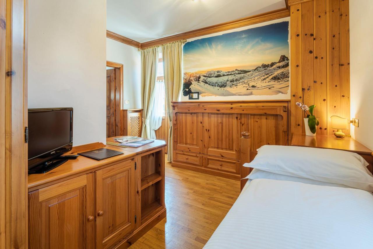 Franceschi Park Hotel Cortina d'Ampezzo Exterior photo